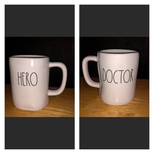 NWT Rae Dunn “Hero/Doctor” DS mug